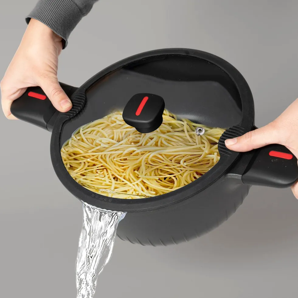 Casseruola in alluminio pressofuso con coperchio in vetro Linea Grenoble diametro 24 cm